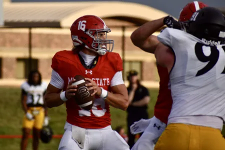 Beavers drop home game versus Wildcats